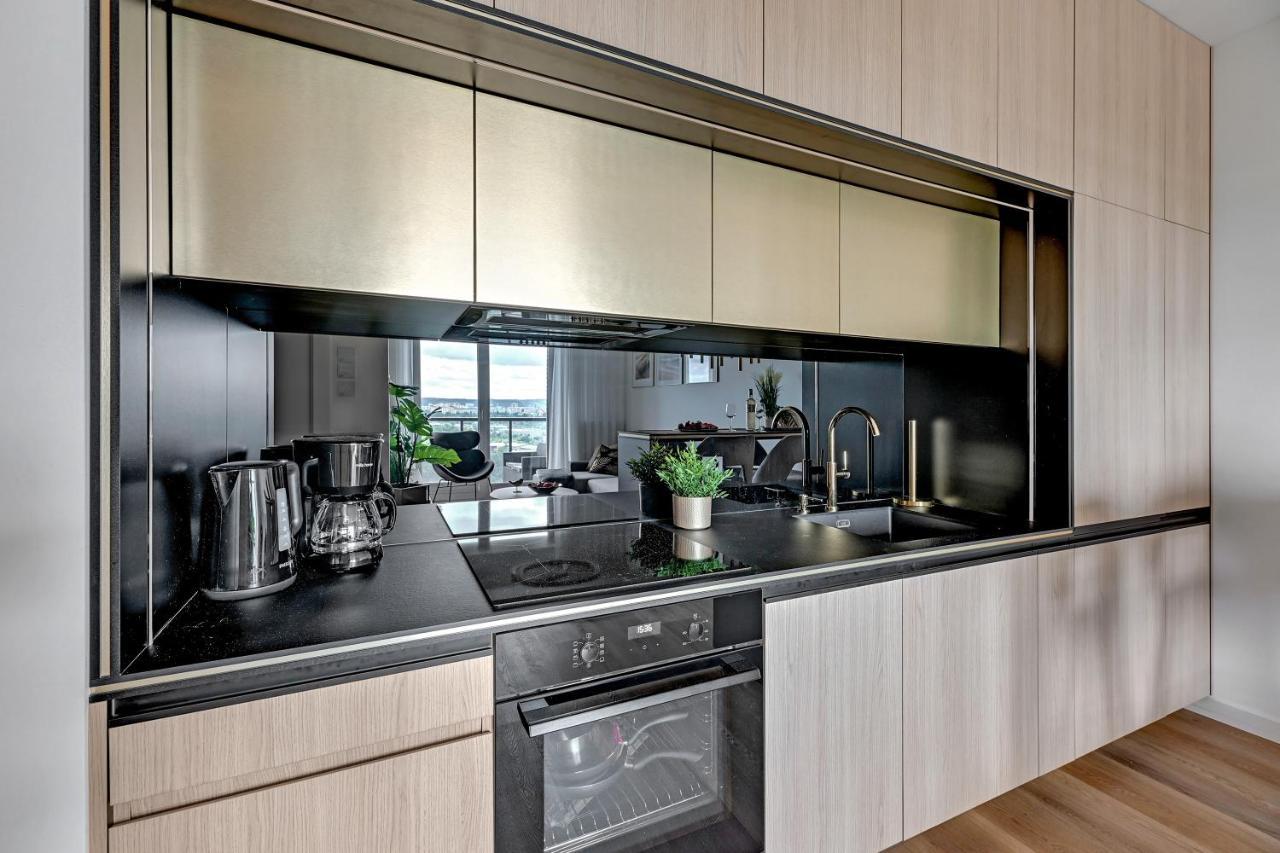 Diamond Suites - Sea View กดัญสก์ ภายนอก รูปภาพ