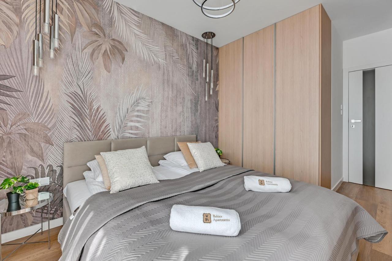 Diamond Suites - Sea View กดัญสก์ ภายนอก รูปภาพ